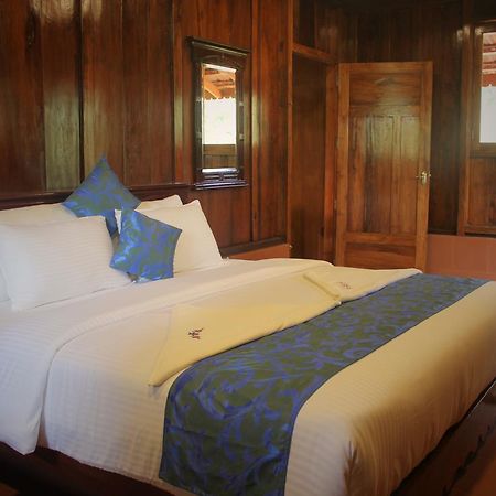 Kalppavanam Heritage Resort Thekkady Exterior foto