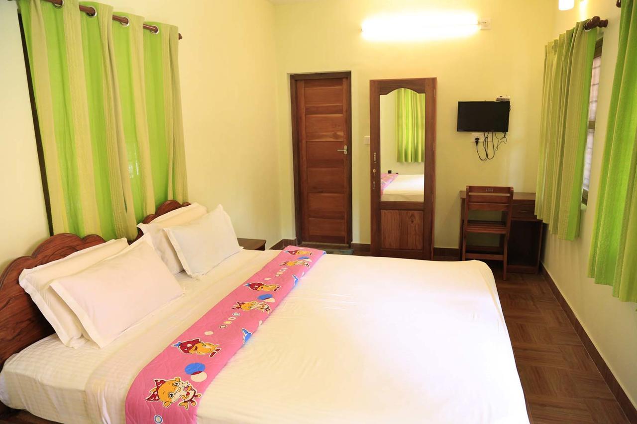 Kalppavanam Heritage Resort Thekkady Exterior foto