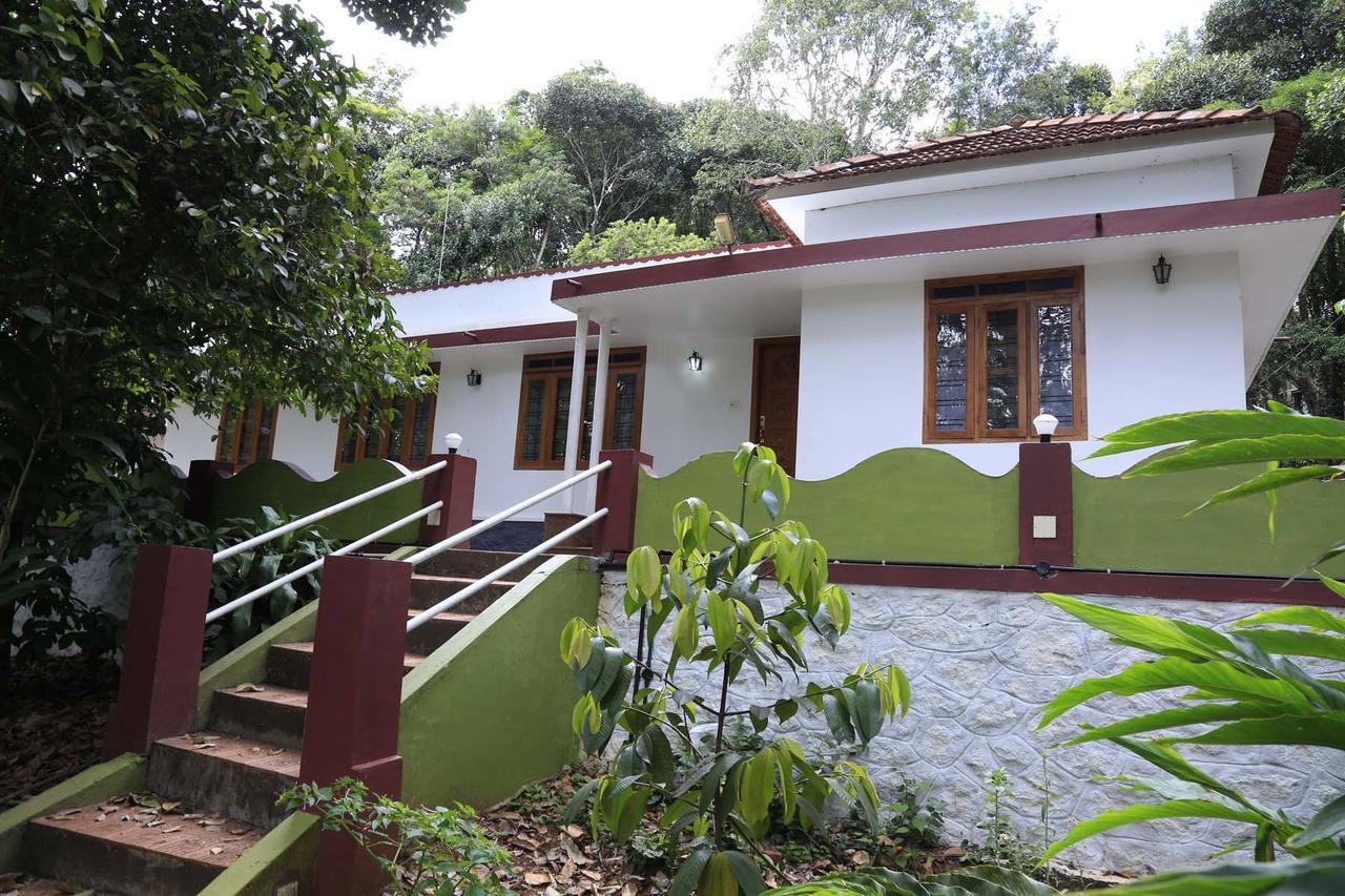 Kalppavanam Heritage Resort Thekkady Exterior foto